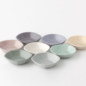 Geometrinių linijų maža mini lėkštelė